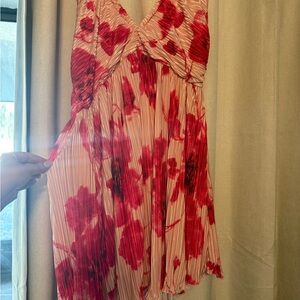 SHEIN Pink Pleated Floral Mini Dress with Red Blossom Print